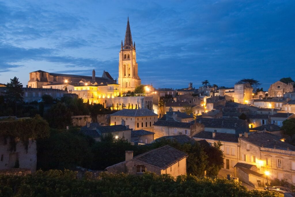 saint-emilion-dusk-bordeaux